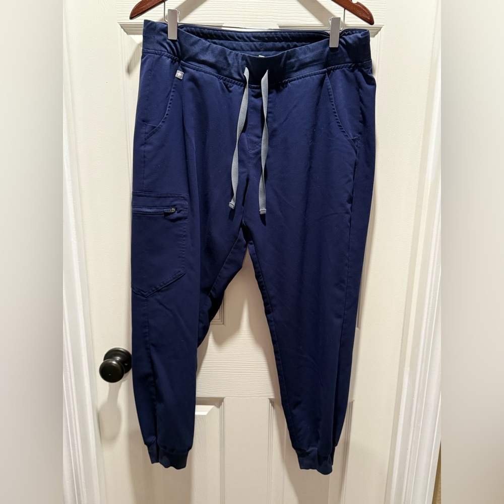Figs Zamora joggers scrub pants